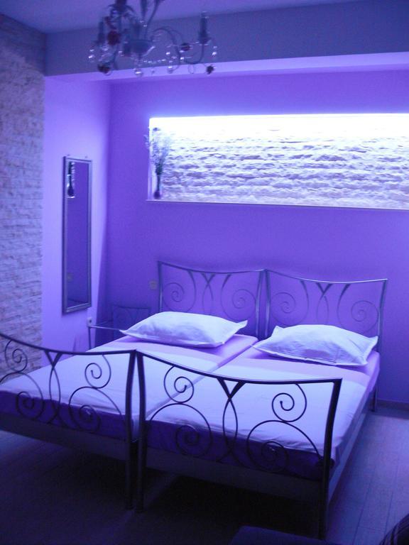 Apartments Sime Šibenik Rum bild