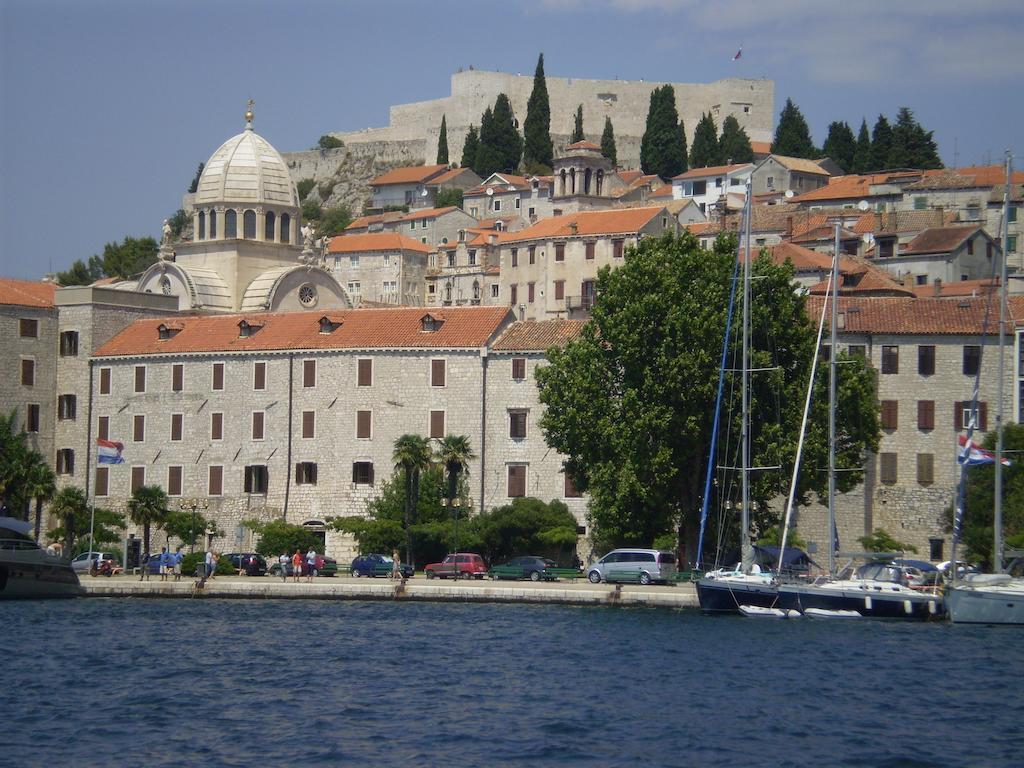 Apartments Sime Šibenik Exteriör bild
