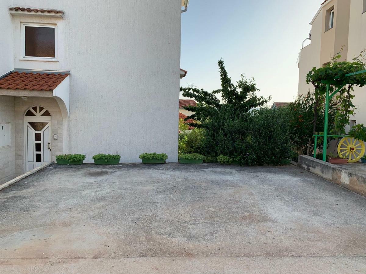 Apartments Sime Šibenik Exteriör bild